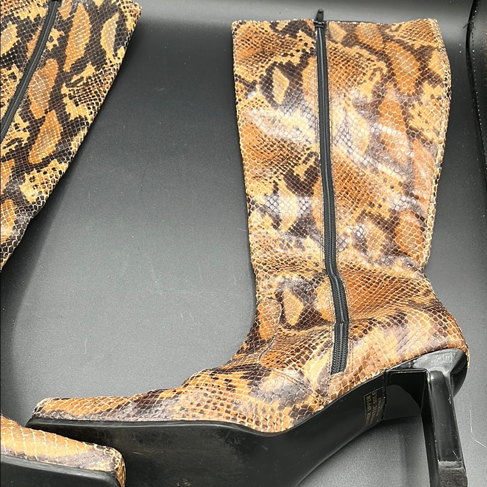 Snakeskin Pattern Knee-High Boots - Picture 5 of 13